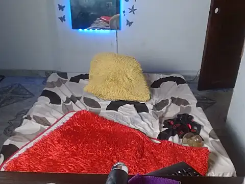 Ebony_luna élő chatszobája