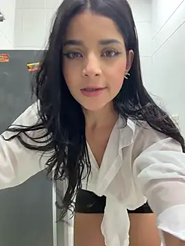 Sala de chat ao vivo de ArieliciousXXX