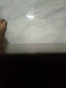 Pokój czatu na żywo – Lili_2love