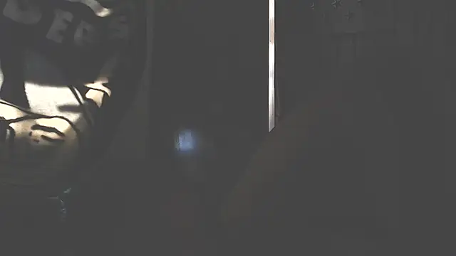 LetMeLiqU Live Chatrum