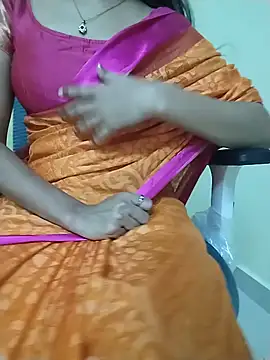 חדר צ'אט בשידור חי של darlingangelina07