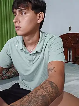 Luisneljc Adlı Modelin Canlı Sohbet Odası