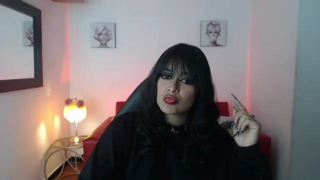 غرفة دردشة Andy_Eagleton_20_ المباشرة