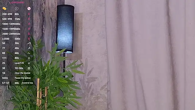 Playful_Lia লাইভ চ্যাট রুম