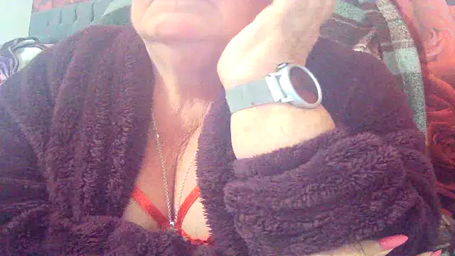 Playful_MILF_Demi Live Chatrum
