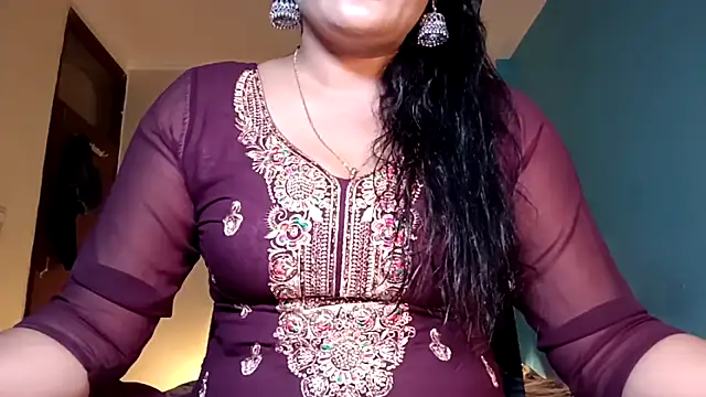 Chat ao vivo de YourDesi_Laila_