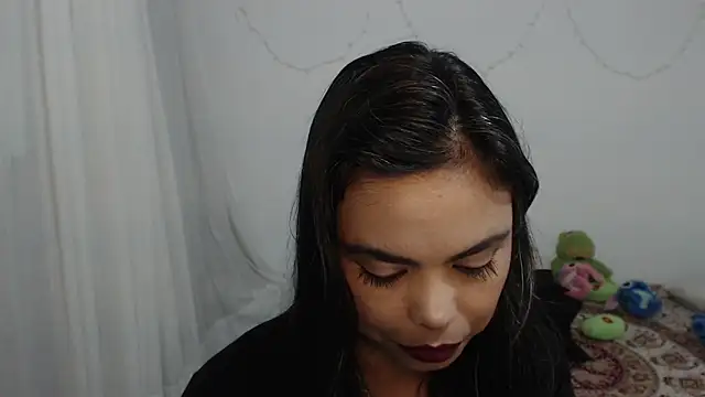 غرفة دردشة ms_megan_shadow المباشرة