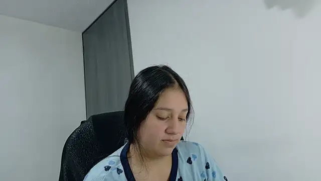 Sala de chat en directo de KOREN_JALAA