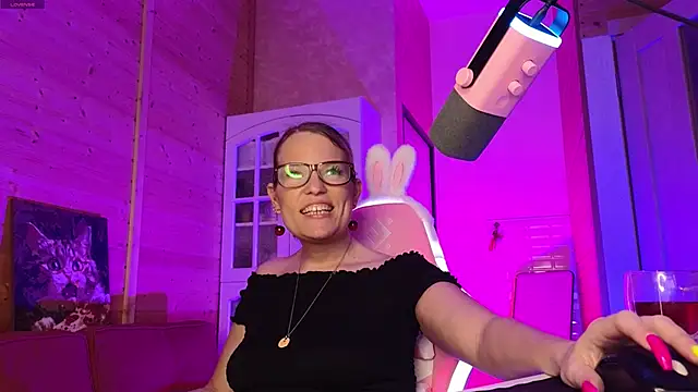 Živá chatovací místnost Lady_Shine