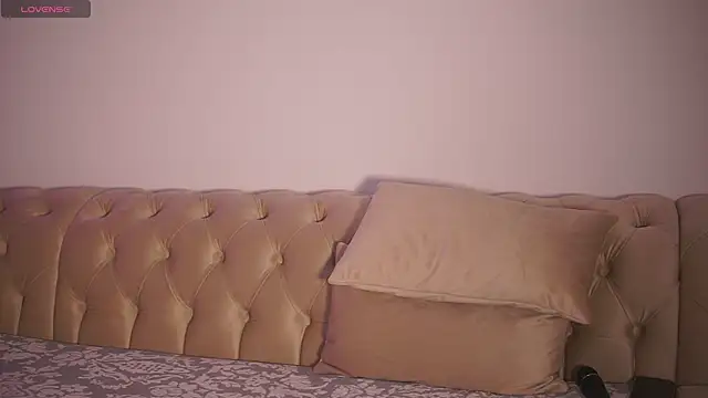 GiaInked Adlı Modelin Canlı Sohbet Odası