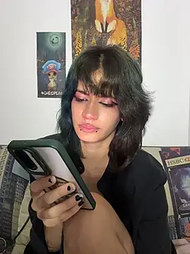 חדר צ'אט בשידור חי של sukulaurens