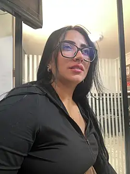 Show de sexo ao vivo de SeleneMore
