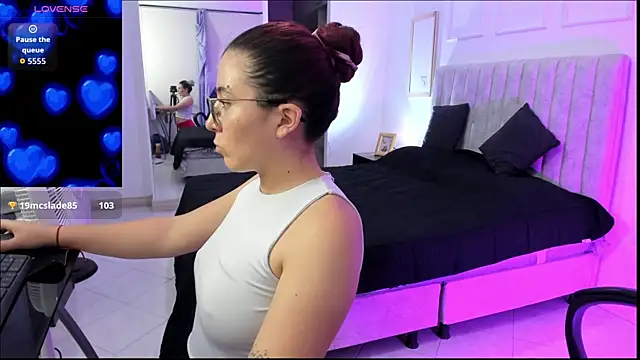 allison_mc live-chat rom