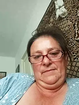 Sala de chat en directo de MilaCold5443