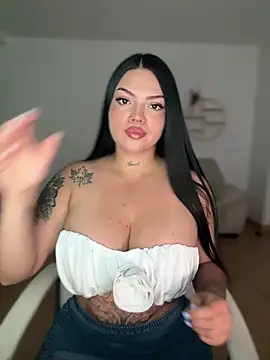 Phòng Chat Trực Tiếp MarianDiRose