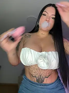 غرفة دردشة MarianDiRose المباشرة