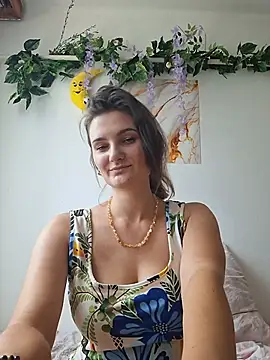 غرفة دردشة Nika_aa المباشرة