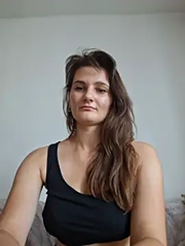 Nika_aa Live chatroom