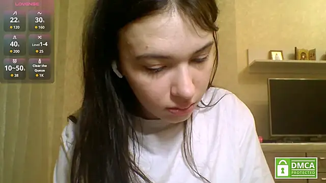 CeyaLier's Live Chat Room