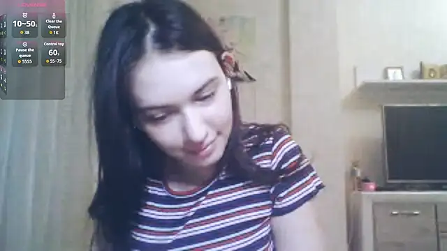 Sala de chat ao vivo de CeyaLier
