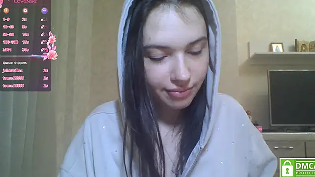 CeyaLier's Live Chat Room