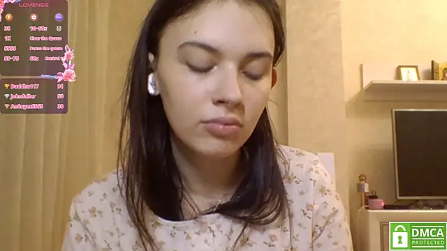 Živá chatovací místnost CeyaLier