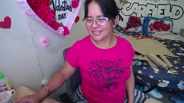 Miss__kendra_ 现场聊天室