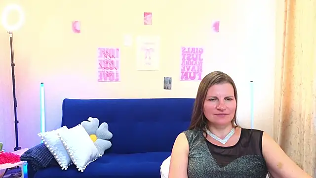 Mirabelle_Velvet Live chatroom