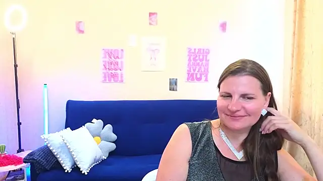 Chatroom en direct de Mirabelle_Velvet
