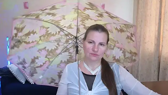 Živá chatovací místnost Mirabelle_Velvet