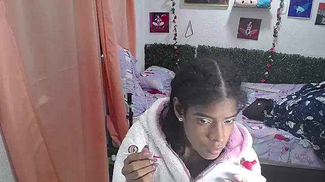 thianahorny – live chatrum