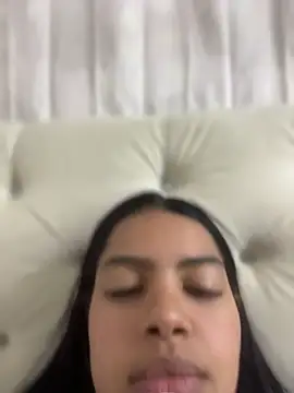 Chat soba uživo modela MeganHillss