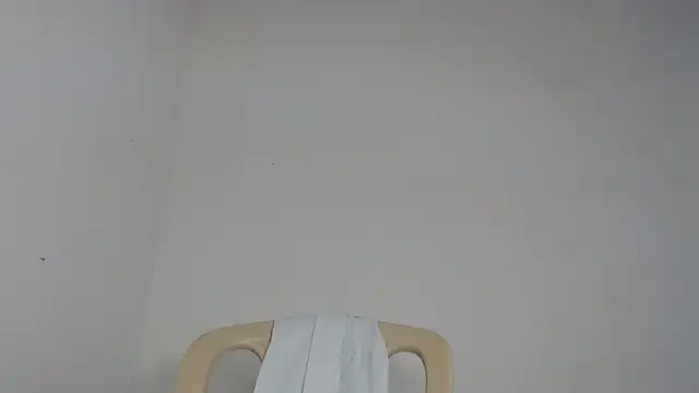חדר צ'אט בשידור חי של drako_monster