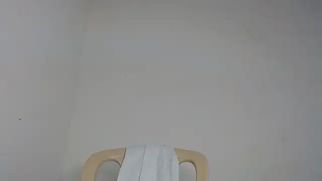 drako_monster Adlı Modelin Canlı Sohbet Odası