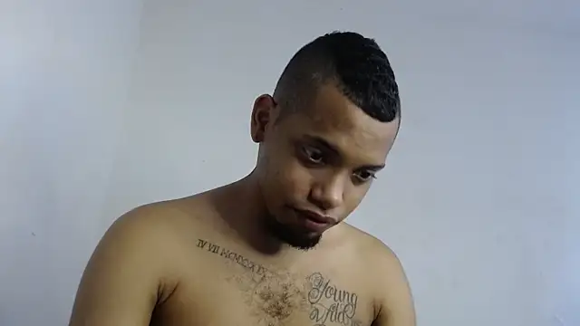 غرفة دردشة drako_monster المباشرة