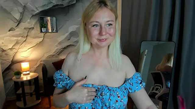 חדר צ'אט בשידור חי של scent__of_woman