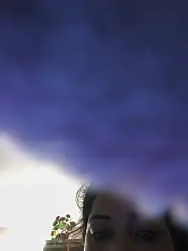 Ekta_bhabhi99 élő chatszobája