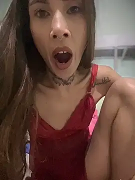 Unanena Adlı Modelin Canlı Sohbet Odası