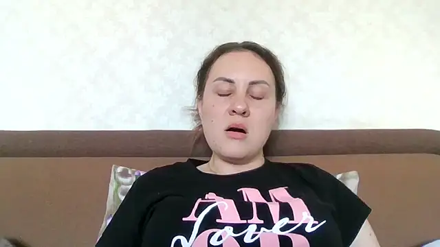 MeadowEyes – Naživo chatovacia miestnosť