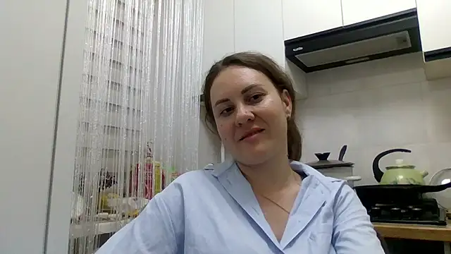חדר צ'אט בשידור חי של MeadowEyes