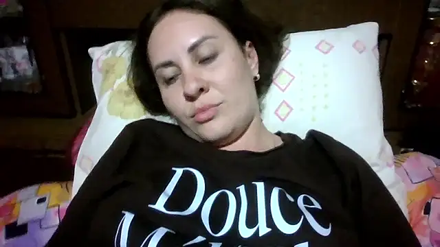 MeadowEyes' Live Chat Room
