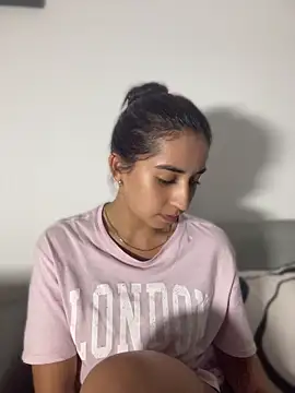 Vittoria_Conti_ Adlı Modelin Canlı Sohbet Odası