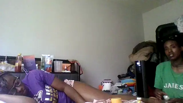 BedazedFirefly Live Chatraum