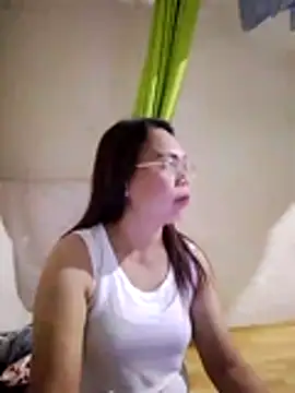 erma_joy – live chatrum