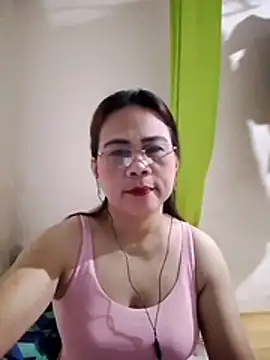 erma_joy – live chatrum