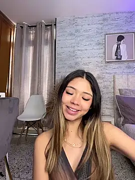 HoneyMollyX live-chat rom
