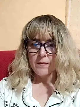 Amelialove42n Live chat-huone