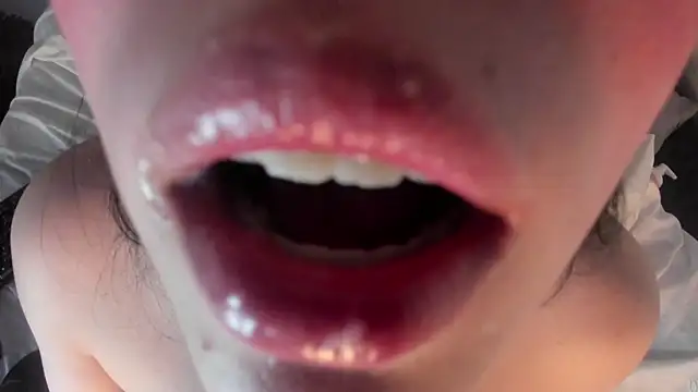 Živá chatovací místnost bubble__angel__