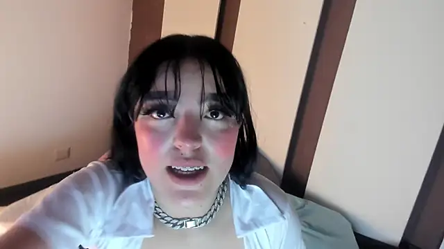 חדר צ'אט בשידור חי של bubble__angel__