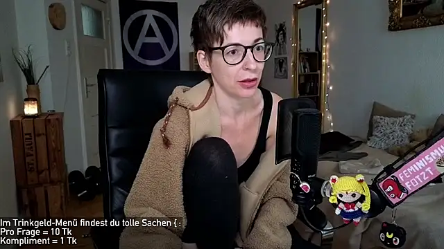 Živá chatovací místnost Antifistin